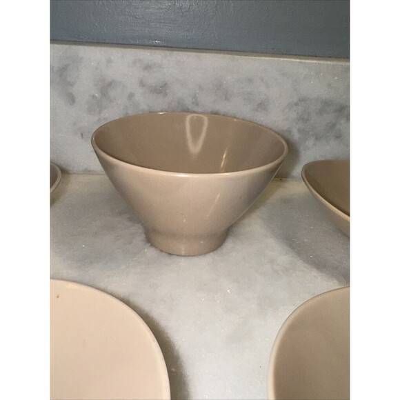 Fostoria Melamine Fawn Taupe Set Of 4 Casual Flair Bowls And 1 Sugar Bowl No Lid - Picture 6 of 11